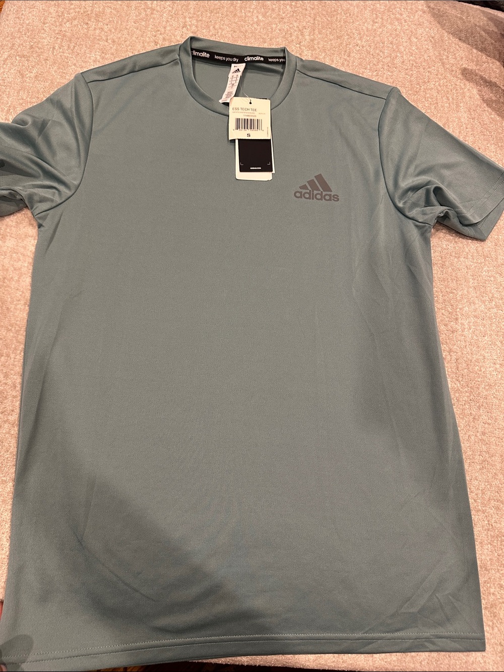 adidas Men’s Short Sleeve Performance Tee in Slate Green